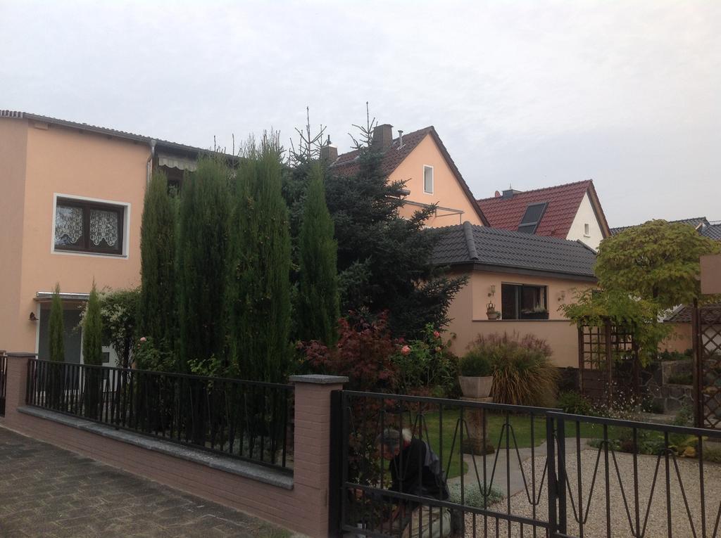 Privatzimmer Spahn In Muhlheim Екстериор снимка